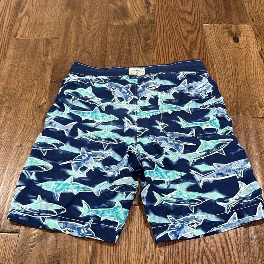 Gap kids shark swim trunks . Sz 6/7